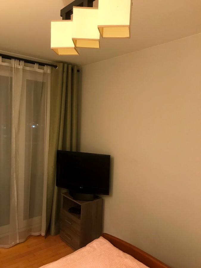 Ferienwohnung Apartament "Cleopatra 3" Z Miejscem Parkingowym, Faktury Vat Kielce Exterior foto