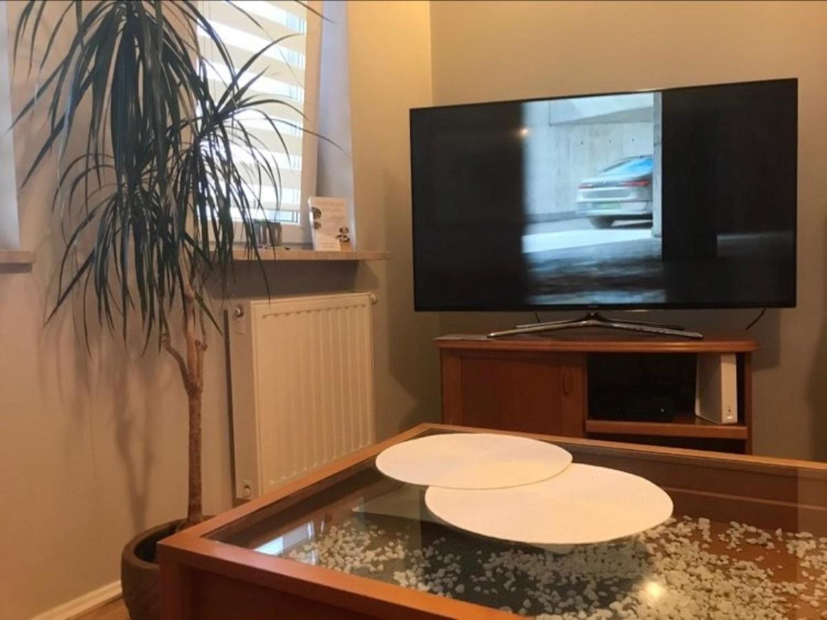 Ferienwohnung Apartament "Cleopatra 3" Z Miejscem Parkingowym, Faktury Vat Kielce Exterior foto