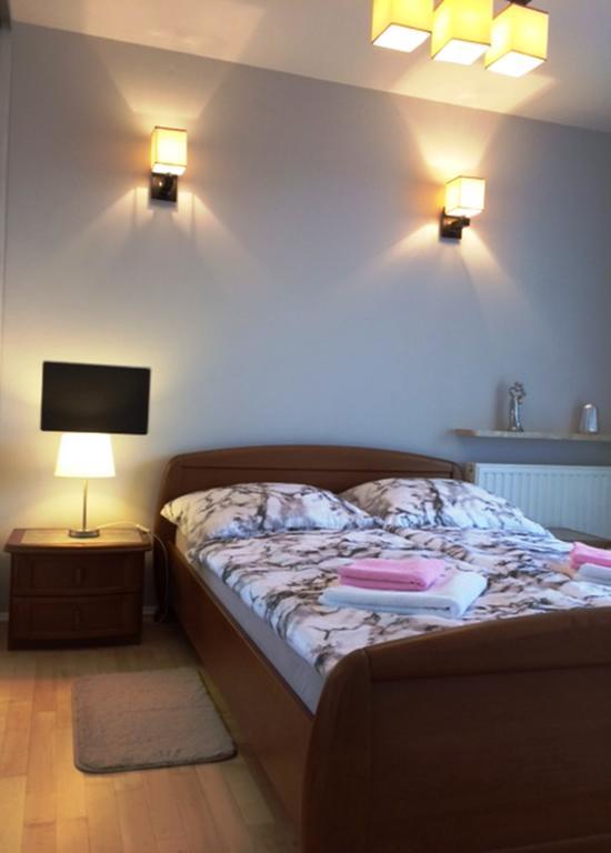 Ferienwohnung Apartament "Cleopatra 3" Z Miejscem Parkingowym, Faktury Vat Kielce Exterior foto