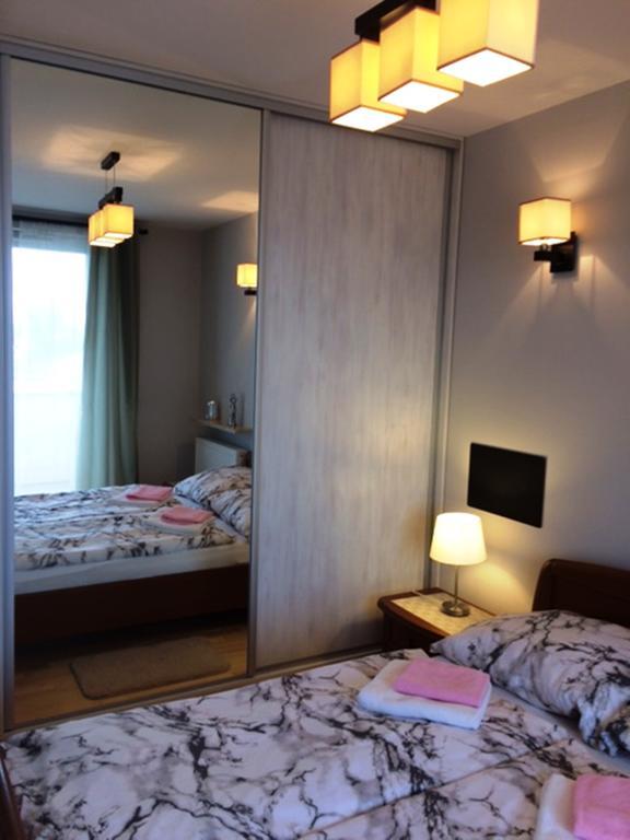 Ferienwohnung Apartament "Cleopatra 3" Z Miejscem Parkingowym, Faktury Vat Kielce Exterior foto